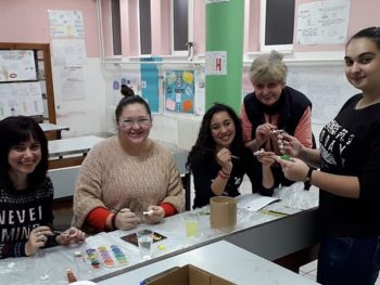 „АКТИВНИ МЛАДИ“ ОДРЖАЛИ НЕКОЛИКО ЗАНИМЉИВИХ РАДИОНИЦА У ДЕЦЕМБРУ МЕСЕЦУ