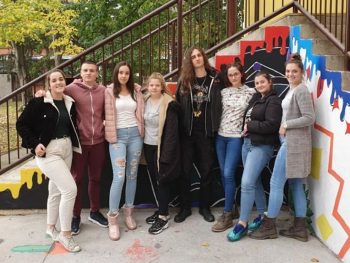 НАГРАДНО ПУТОВАЊЕ ЗА ГИМНАЗИЈАЛЦЕ У ОКВИРУ ПРОЈЕКТА „DESIGN FOR CHANGE“