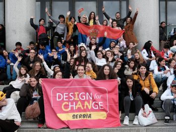 СУСРЕТ СА СРЕДЊОШКОЛЦИМА ИЗ УДАЉЕНИХ КРАЈЕВА СВЕТА У ОКВИРУ ПРОЈЕКТА „DESIGN FOR CHANGE“