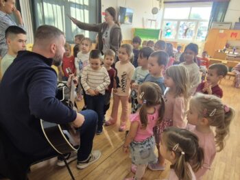 📚🎶💛 Дечја недеља – заједно кроз причу и песму!